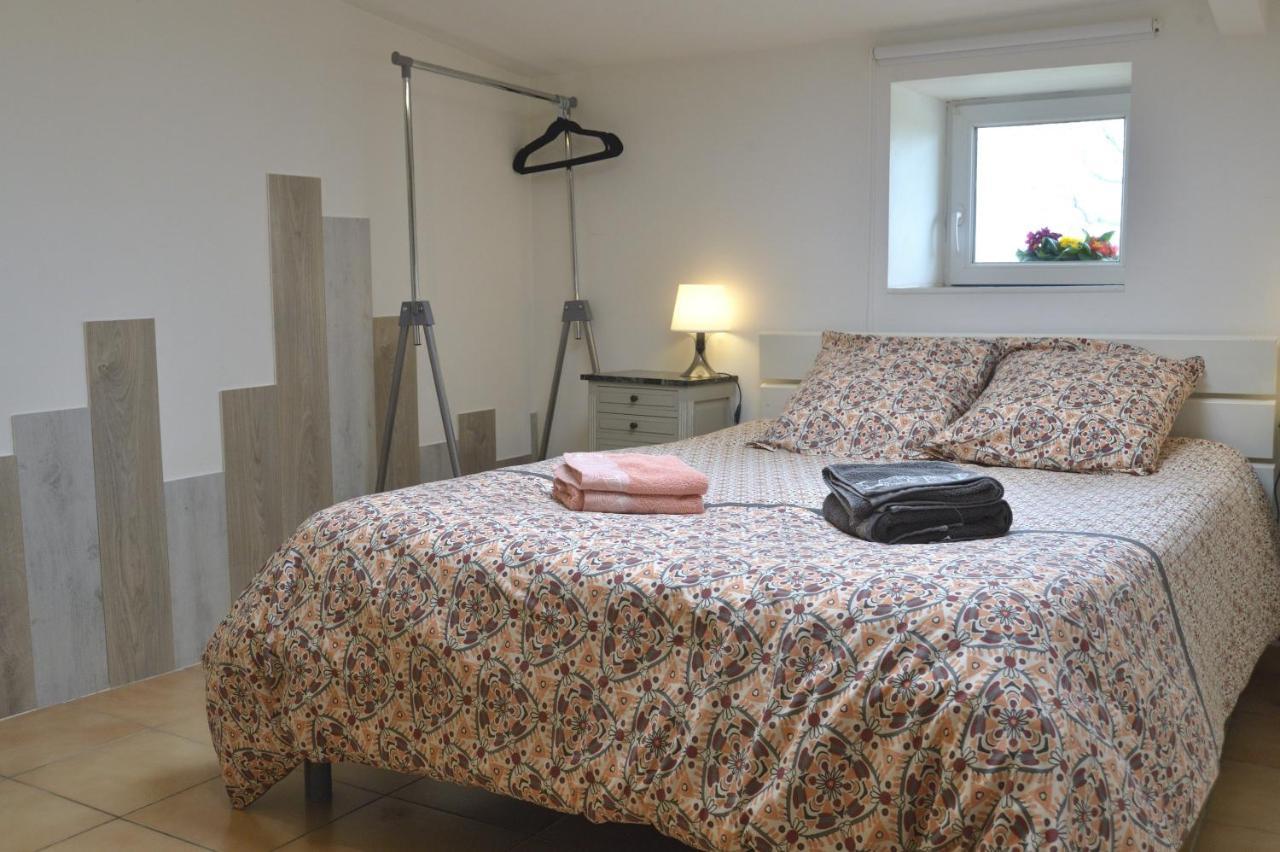Kerlosvezan, A La Campagne, Proche Holiday home Lampaul-Ploudalmezeau