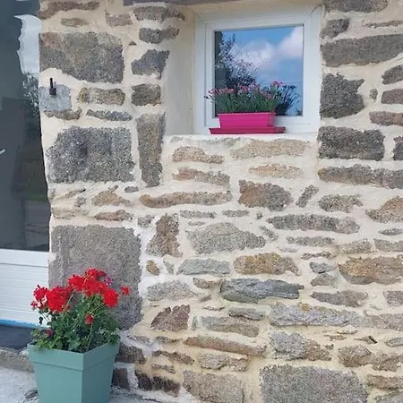 Gite Kerlosvezan, A La Campagne, Proche Mer Lampaul-Ploudalmézeau Exterior photo